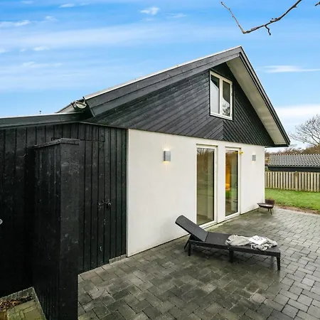 Elisabetha - 100m From The Sea By Interhome 度假居 *